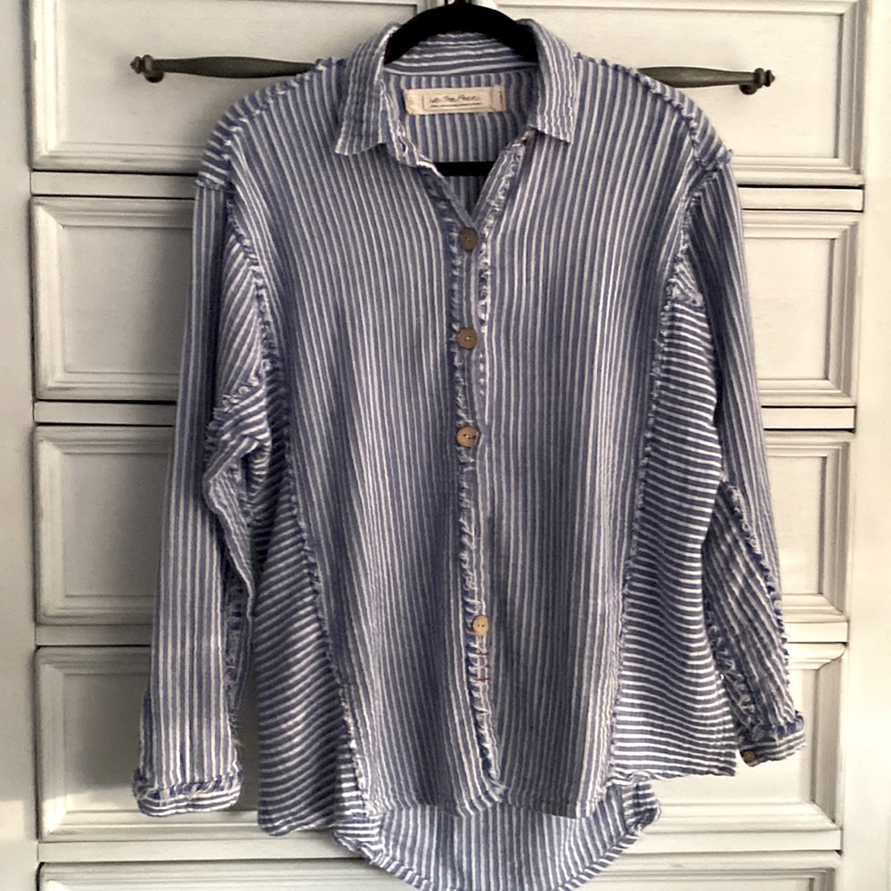 Super cute We the free button down .